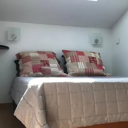 Balcony Last Floor Harbour Parking On Demand *