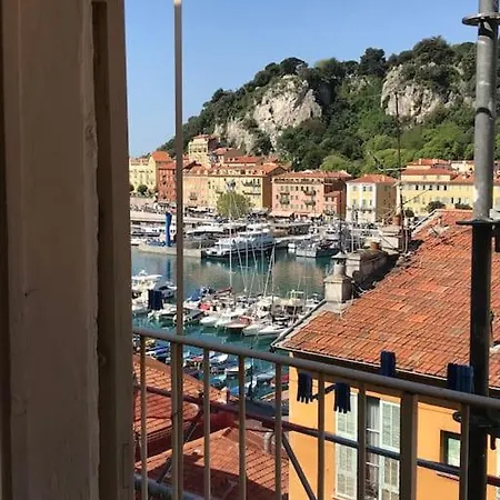 Balcony Last Floor Harbour Parking On Demand *