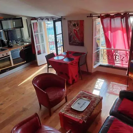 Balcony Last Floor Harbour Parking On Demand